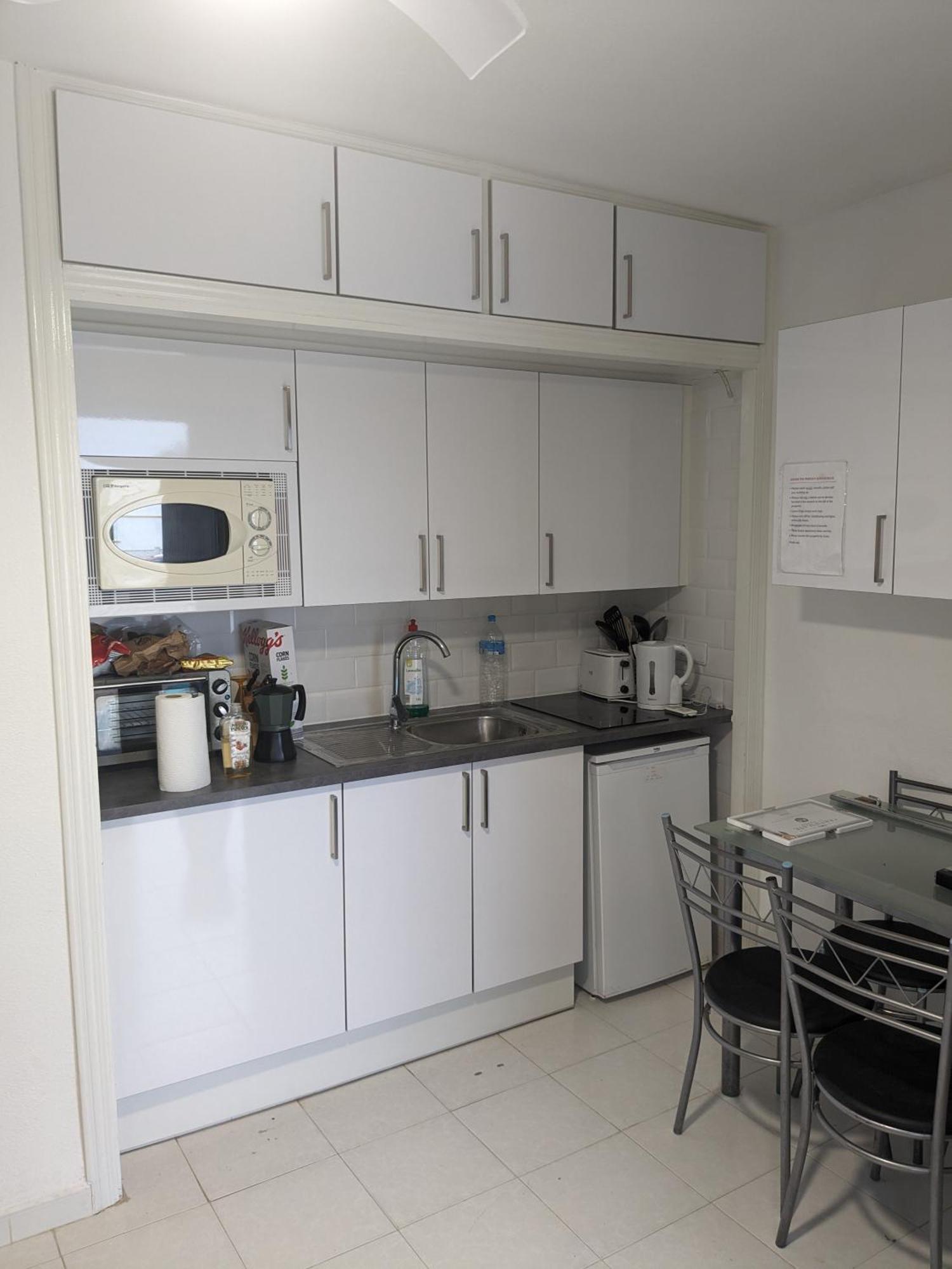 El Mirador, Villamartin, Cot To Hire, Wifi, Pool, Parking Номер фото